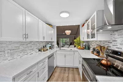 7855 Willow Spring Drive #725, Lake Worth, FL 33467 - Photo 14