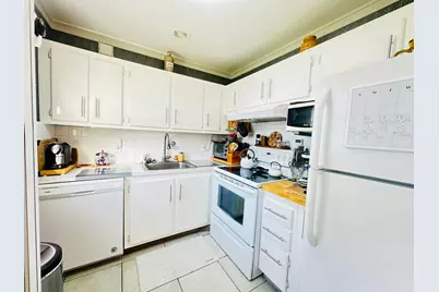 200 Ventnor L, Deerfield Beach, FL 33442 - Photo 8
