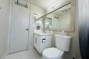 200 Ventnor L, Deerfield Beach, FL 33442 - Photo 10