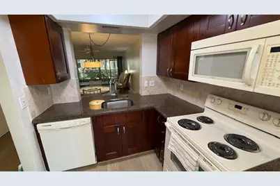 2209 SW 15th Street #241, Deerfield Beach, FL 33442 - Photo 4