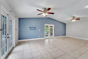 1918 SE Cheltenham St, Port Saint Lucie, FL 34983 - Photo 6