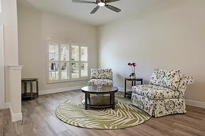 7004 SE Twin Oaks Circle, Stuart, FL 34997 - Photo 8