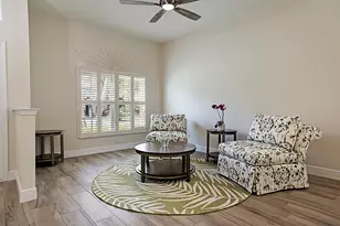 7004 SE Twin Oaks Cir, Stuart, FL 34997 - Photo 8