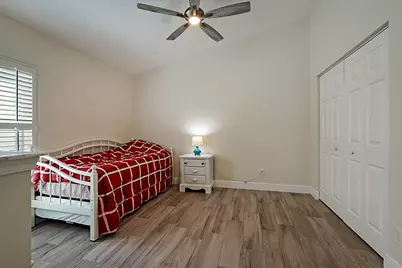 7004 SE Twin Oaks Circle, Stuart, FL 34997 - Photo 28