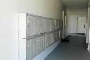 400 SE 10th St, Deerfield Beach, FL 33441 - Photo 20