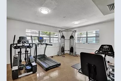 400 SE 10th Street #310, Deerfield Beach, FL 33441 - Photo 18