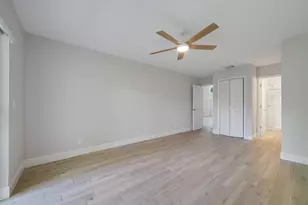 683 Dover St, Boca Raton, FL 33487 - Photo 6