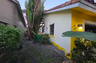 4977 NW 97th Dr, Coral Springs, FL 33076 - Photo 22