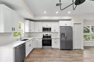 3003 SE Fairmont St, Stuart, FL 34997 - Photo 14