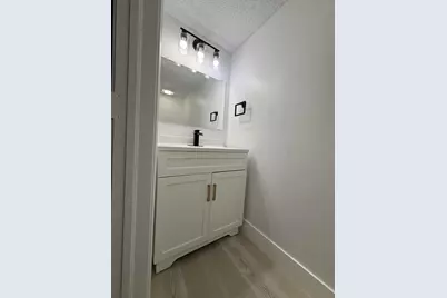 9561 NW 18th Court, Plantation, FL 33322 - Photo 8