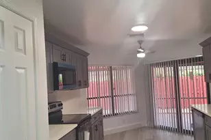 9561 NW 18th Ct, Plantation, FL 33322 - Photo 6