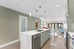 1301 N Riverside Dr, Pompano Beach, FL 33062 - Photo 10