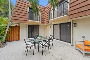 3052 30th Ct, Jupiter, FL 33477 - Photo 10