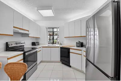 5226 Europa Drive #H, Boynton Beach, FL 33437 - Photo 12
