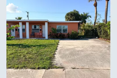 646 Bayberry Drive, West Palm Beach, FL 33403 - Photo 2