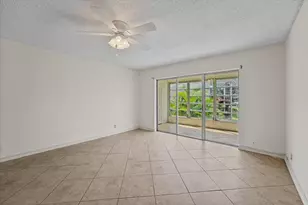 719 Lori Dr, Palm Springs, FL 33461 - Photo 6