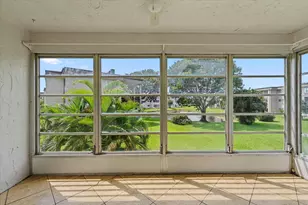 719 Lori Dr, Palm Springs, FL 33461 - Photo 18