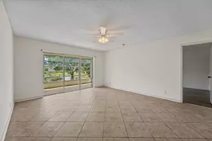 719 Lori Dr, Palm Springs, FL 33461 - Photo 8