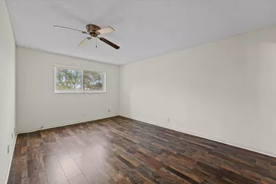 719 Lori Drive #204, Palm Springs, FL 33461 - Photo 12