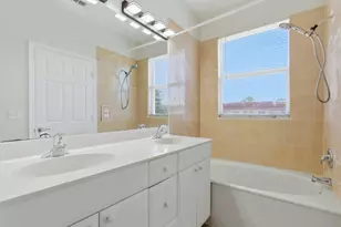 978 Pipers Cay Dr, West Palm Beach, FL 33415 - Photo 30