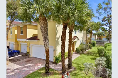 978 Pipers Cay Drive, West Palm Beach, FL 33415 - Photo 2