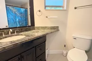 2052 E Discovery Cir Circle E, Deerfield Beach, FL 33442 - Photo 14