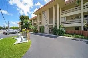 1700 SE 15th St, Fort Lauderdale, FL 33316 - Photo 2