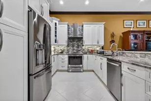 13553 Morocca Lake Ln, Delray Beach, FL 33446 - Photo 14