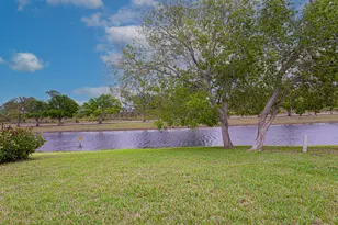 2344 SE Breckenridge Cir, Port Saint Lucie, FL 34952 - Photo 38