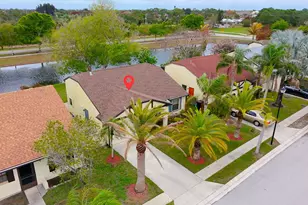 2344 SE Breckenridge Cir, Port Saint Lucie, FL 34952 - Photo 48