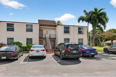 9 Willowbrook Lane #208, Delray Beach, FL 33446 - Photo 4