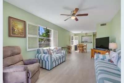 95 Spring Lake Drive #101, Vero Beach, FL 32962 - Photo 10