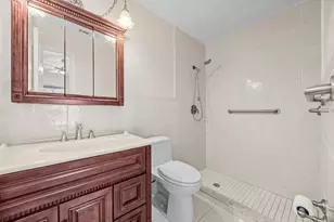 2010 SW Burlington St, Port Saint Lucie, FL 34984 - Photo 12