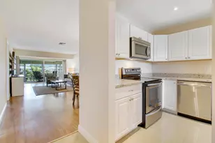 2730 SW 13th St, Delray Beach, FL 33445 - Photo 8