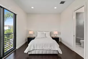 2630 NW 69th St, Boca Raton, FL 33496 - Photo 48