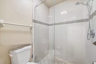 2928 Carambola Cir S, Coconut Creek, FL 33066 - Photo 24