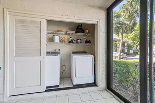 2928 Carambola Cir S, Coconut Creek, FL 33066 - Photo 28