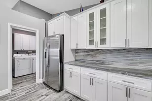 8075 Duomo Cir, Boynton Beach, FL 33472 - Photo 16