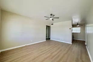 728 Ridge Rd, Lantana, FL 33462 - Photo 8