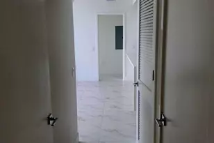 2000 Metropica Wy, Sunrise, FL 33323 - Photo 20