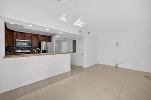 7506 NW 75th St, Tamarac, FL 33321 - Photo 8