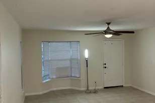 5724 Boynton Cres Crescent, Boynton Beach, FL 33437 - Photo 4