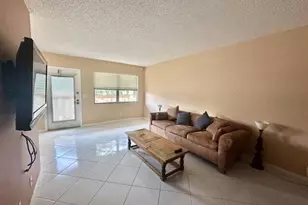 2034 Newcastle B, Boca Raton, FL 33434 - Photo 6