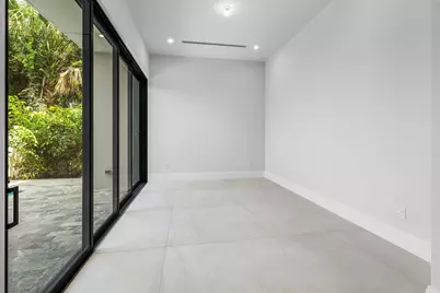 207 SE 5th Street, Delray Beach, FL 33483 - Photo 10