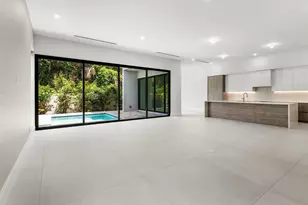 207 SE 5th St, Delray Beach, FL 33483 - Photo 6