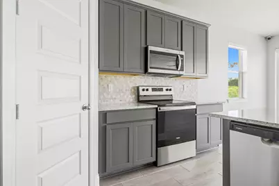 8558 Dahlia Circle, Port Saint Lucie, FL 34986 - Photo 6