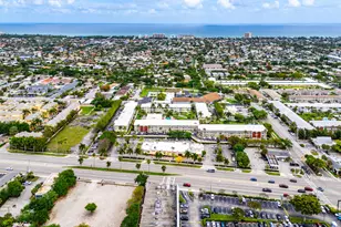 1951 NE 39th St, Lighthouse Point, FL 33064 - Photo 8