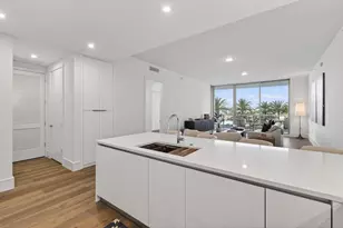 220 Lake Shore Dr, Lake Park, FL 33403 - Photo 4