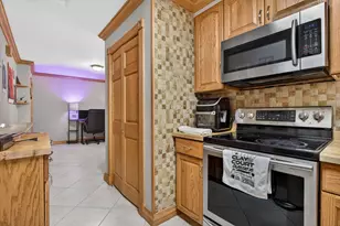 9 NE 19th Ct, Wilton Manors, FL 33305 - Photo 6