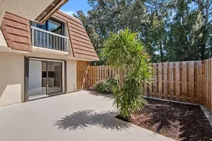 825 Center St, Jupiter, FL 33458 - Photo 2